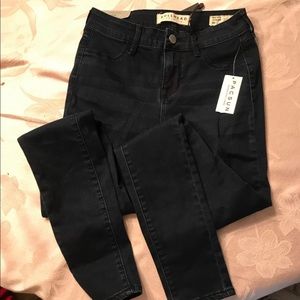 Pacsun Mid Rise Jegging Jeans Sz 24
